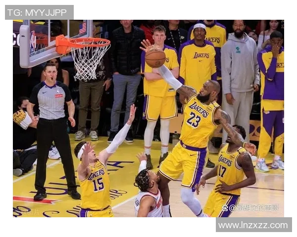 湖人对决开拓者11月15日精彩赛事前瞻与球员表现分析