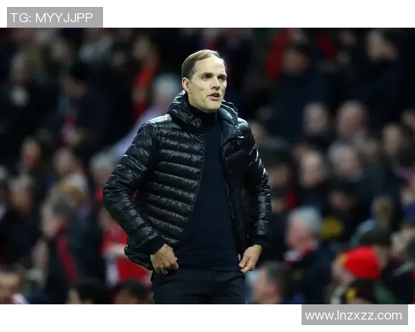 埃弗顿打败曼联后,图赫尔被拍到和格拉利什进行了攀谈 埃弗顿打败曼联后,图赫尔被拍到和格拉利什进行了攀谈